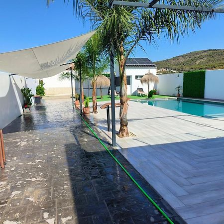 Chalet En Montellano מראה חיצוני תמונה